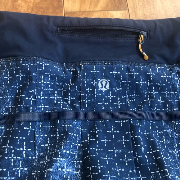 RARE Lululemon Pace Setter Skirt *Sashiko Cross* - Picture 5 of 7